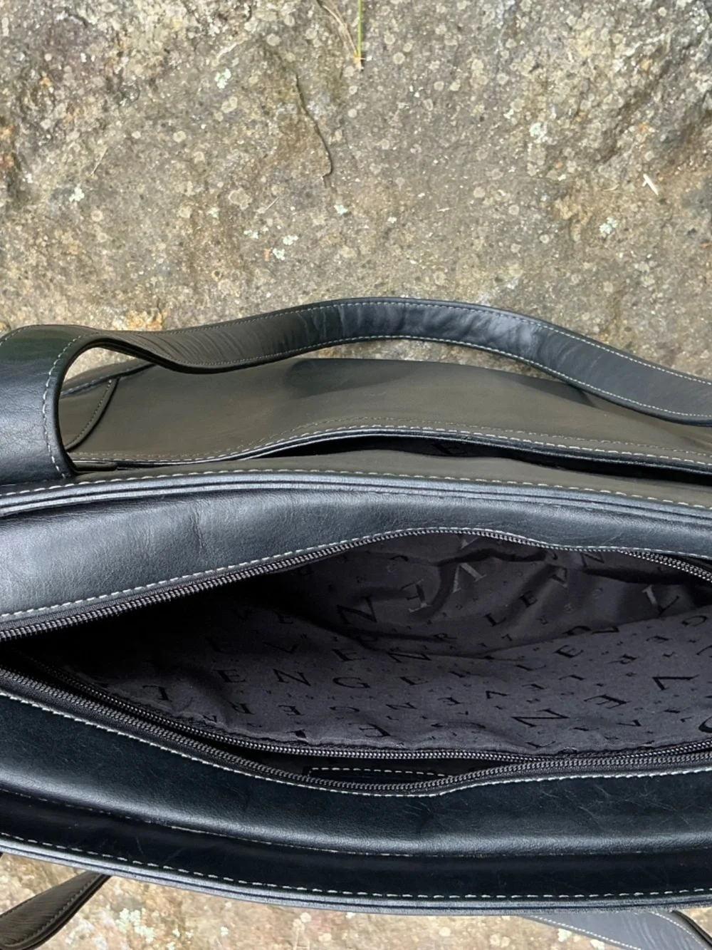 Levenger Black Leather Laptop Computer Tote Bag Women’s Business Work
